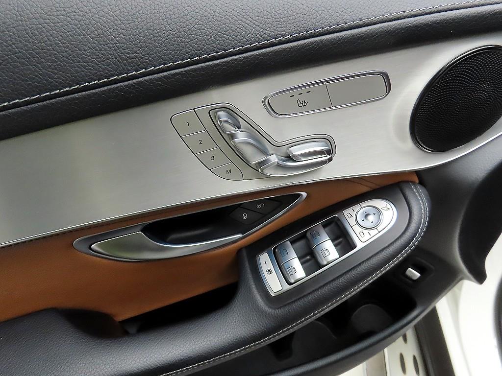 벤츠 GLC클래스 GLC 220d 4매틱 쿠페 프리미엄 - 이미지 15