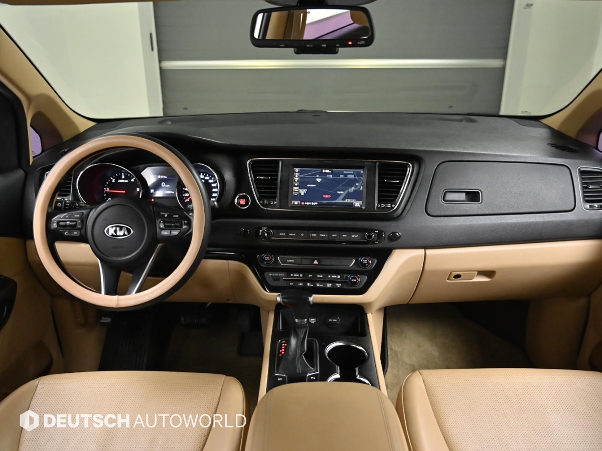 기아 더 뉴카니발 9인승 디젤 럭셔리 - 이미지 14