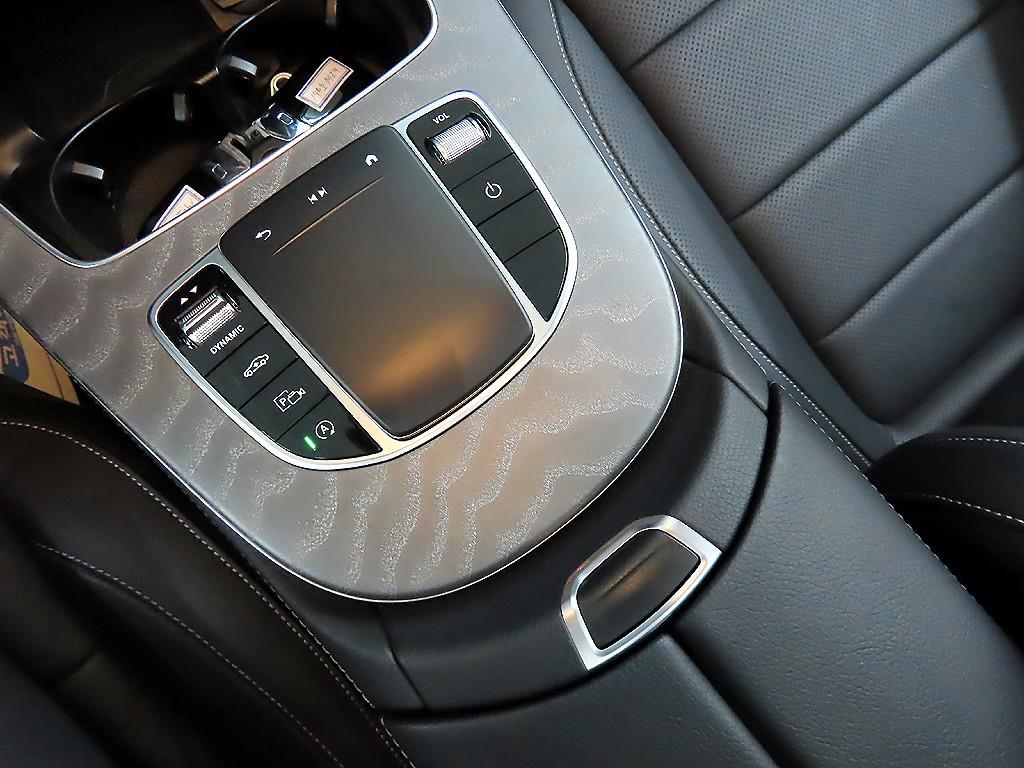 벤츠 E클래스(5세대) E350 4매틱 AMG 라인 - 이미지 15