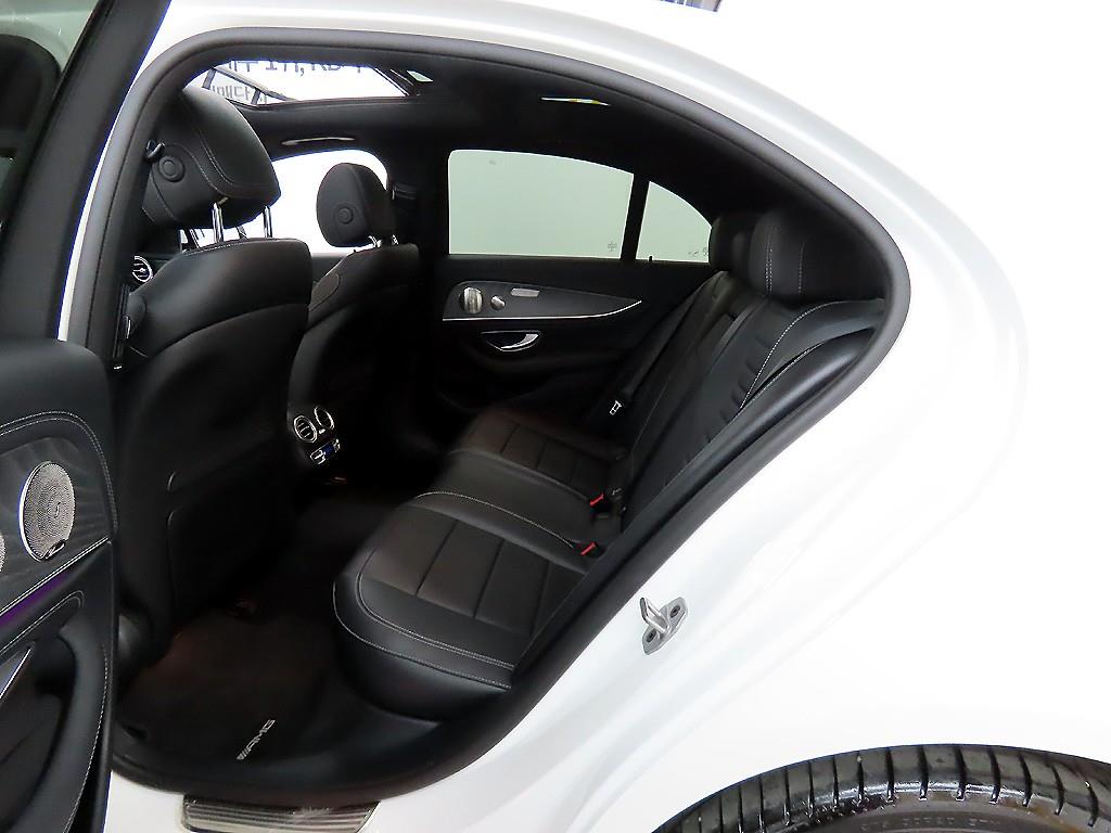 벤츠 E클래스(5세대) E350 4매틱 AMG 라인 - 이미지 11