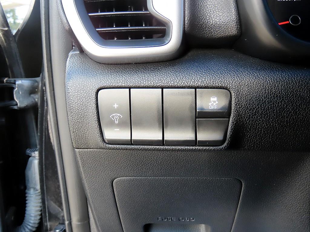 기아 신형 스포티지 가솔린 2.0 2WD 노블레스 - 이미지 8