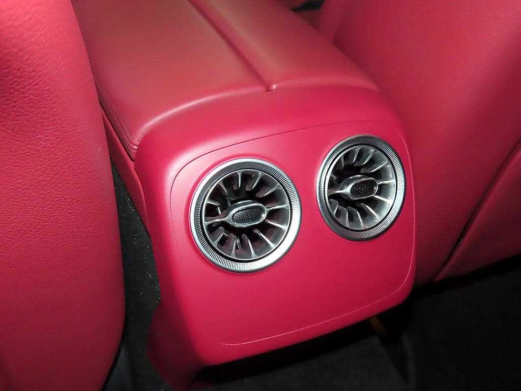 벤츠 AMG GT 43 4매틱+ - 이미지 11