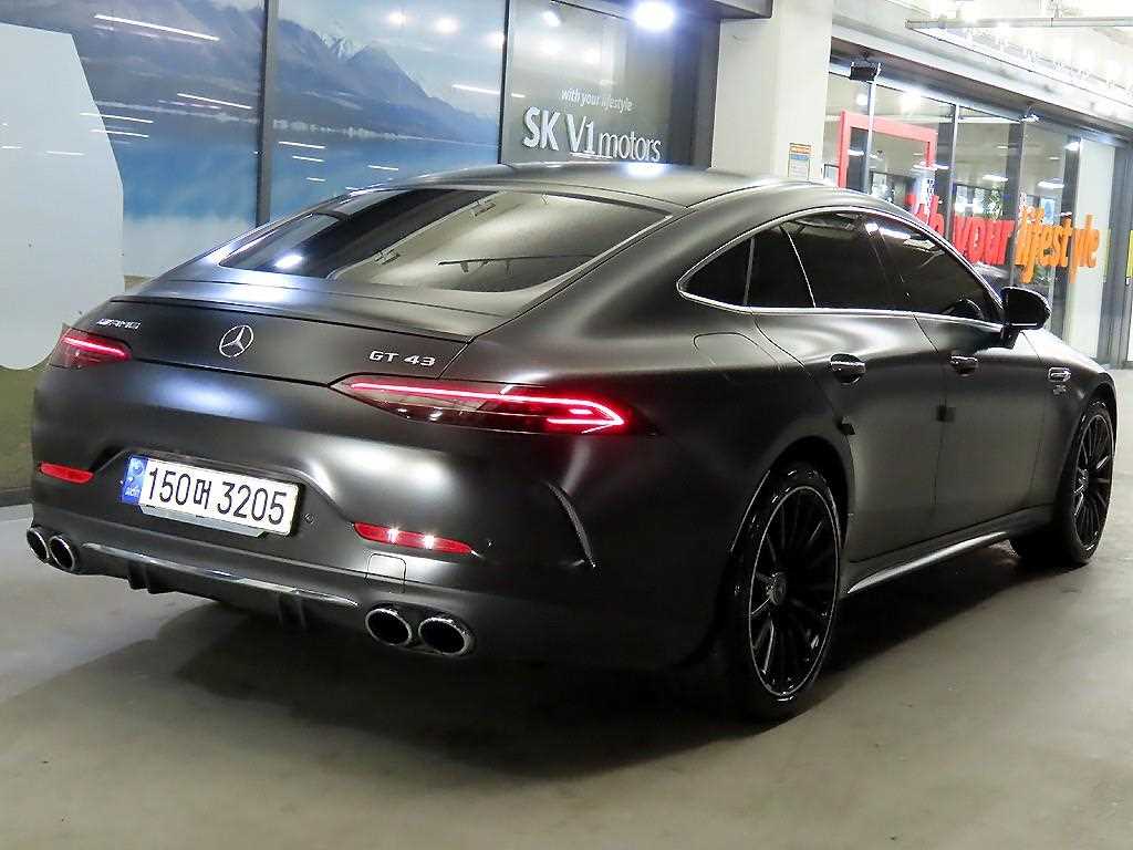 벤츠 AMG GT 43 4매틱+ - 이미지 9
