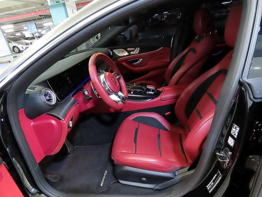 벤츠 AMG GT 43 4매틱+ - 이미지 6