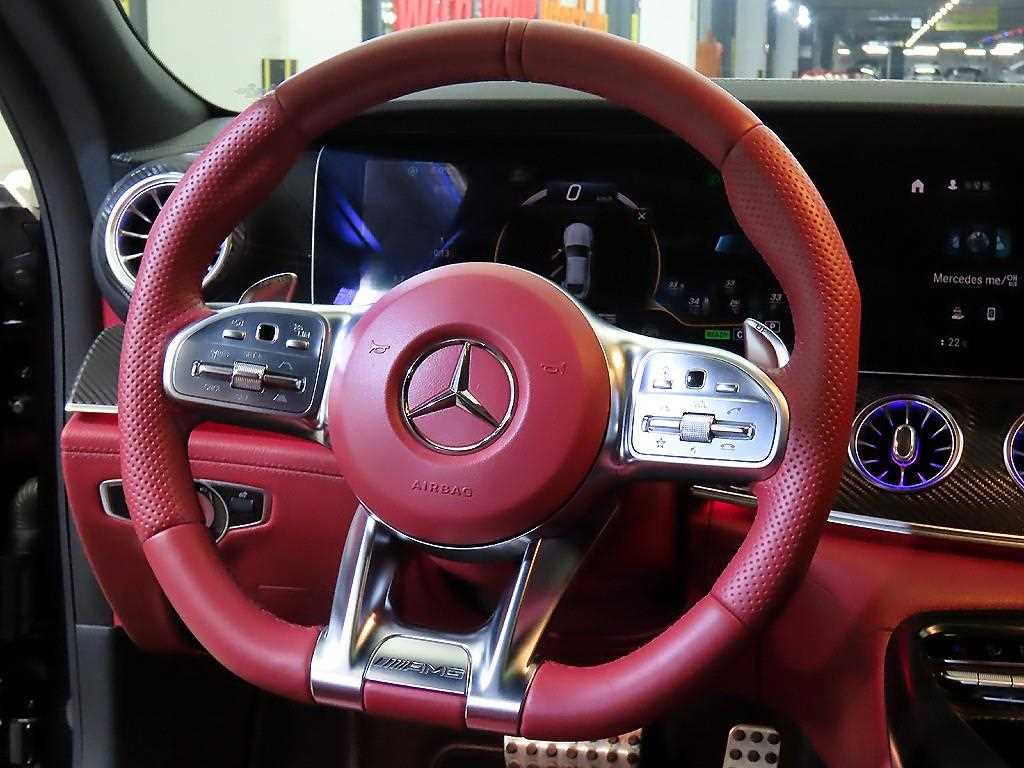 벤츠 AMG GT 43 4매틱+ - 이미지 4