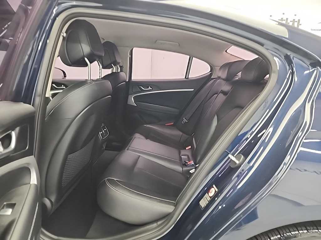 제네시스 G70 2.0T 어드밴스드 - 이미지 12