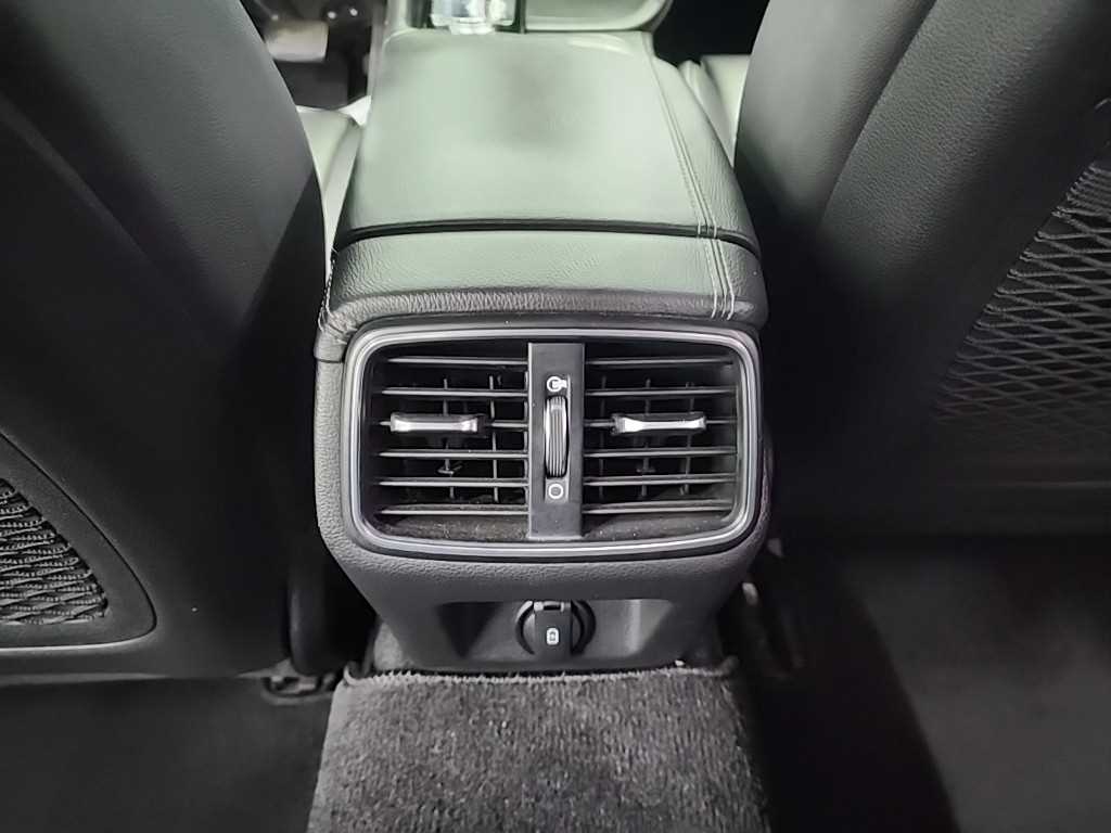 제네시스 G70 2.0T 어드밴스드 - 이미지 14