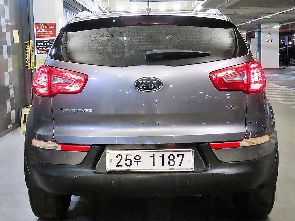 기아 스포티지 R 디젤 R2.0 2WD TLX 최고급형 - 이미지 4