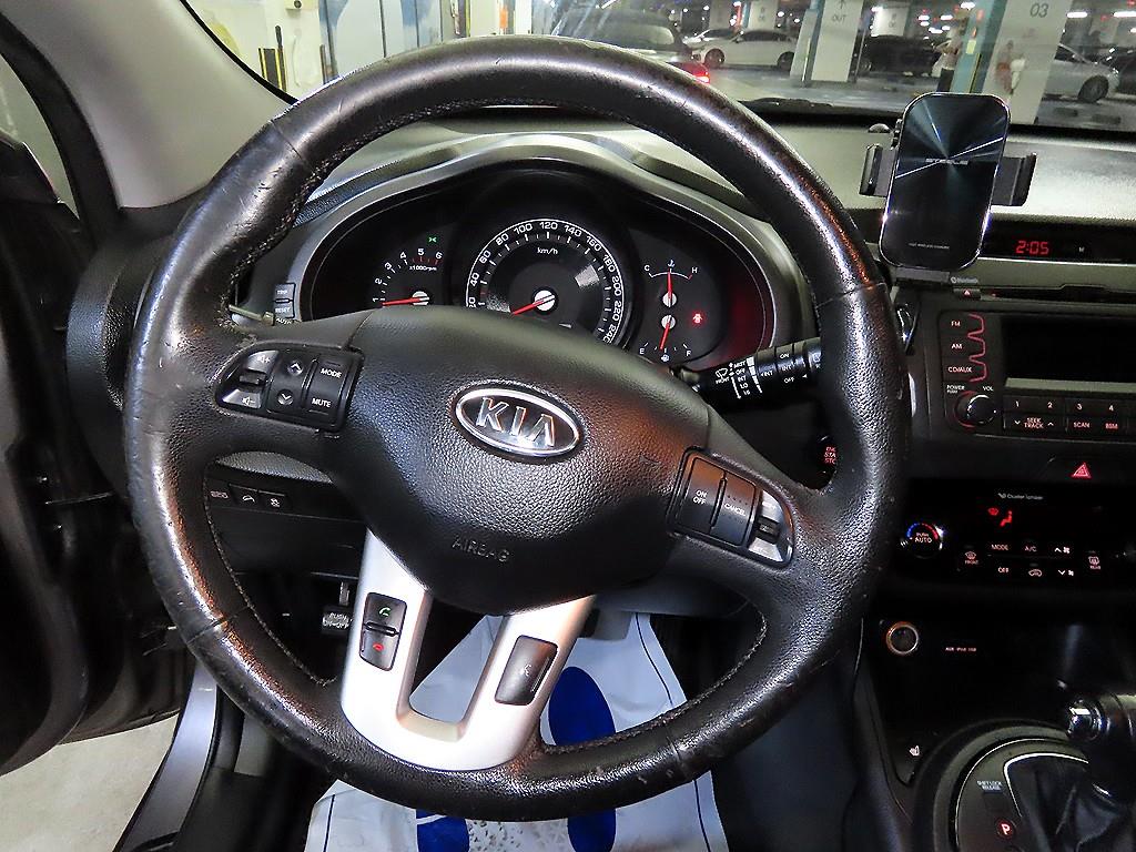 기아 스포티지 R 디젤 R2.0 2WD TLX 최고급형 - 이미지 17