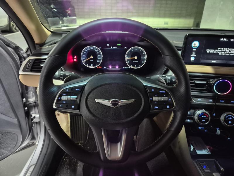 제네시스 더 뉴G70 가솔린 2.0T AWD 기본형 - 이미지 2