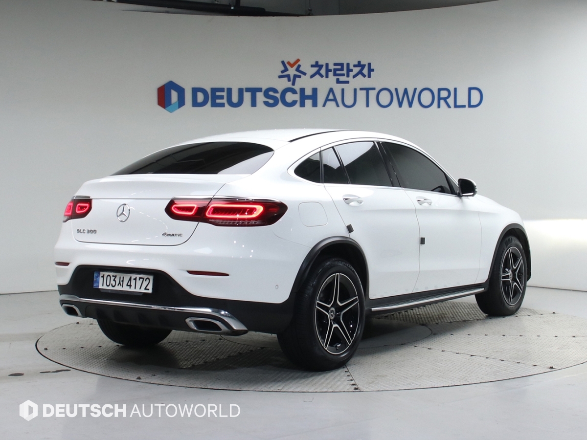 벤츠 GLC클래스 GLC 300 4매틱 쿠페 - 이미지 16