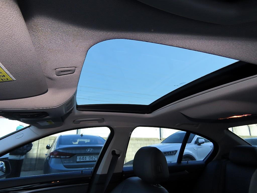 BMW 5시리즈(6세대) 520d xDrive - 이미지 14