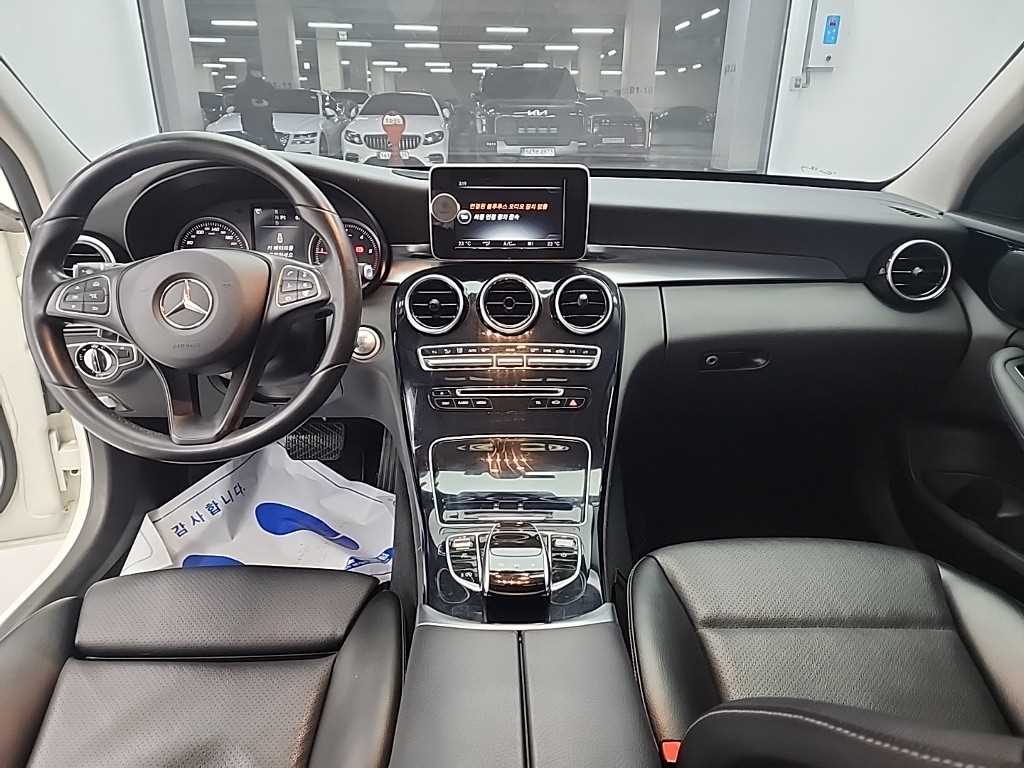 벤츠 C클래스(4세대) C200 d - 이미지 17