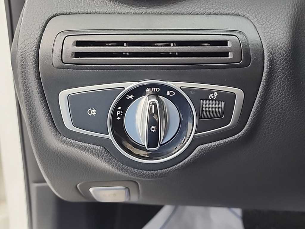 벤츠 C클래스(4세대) C200 d - 이미지 6