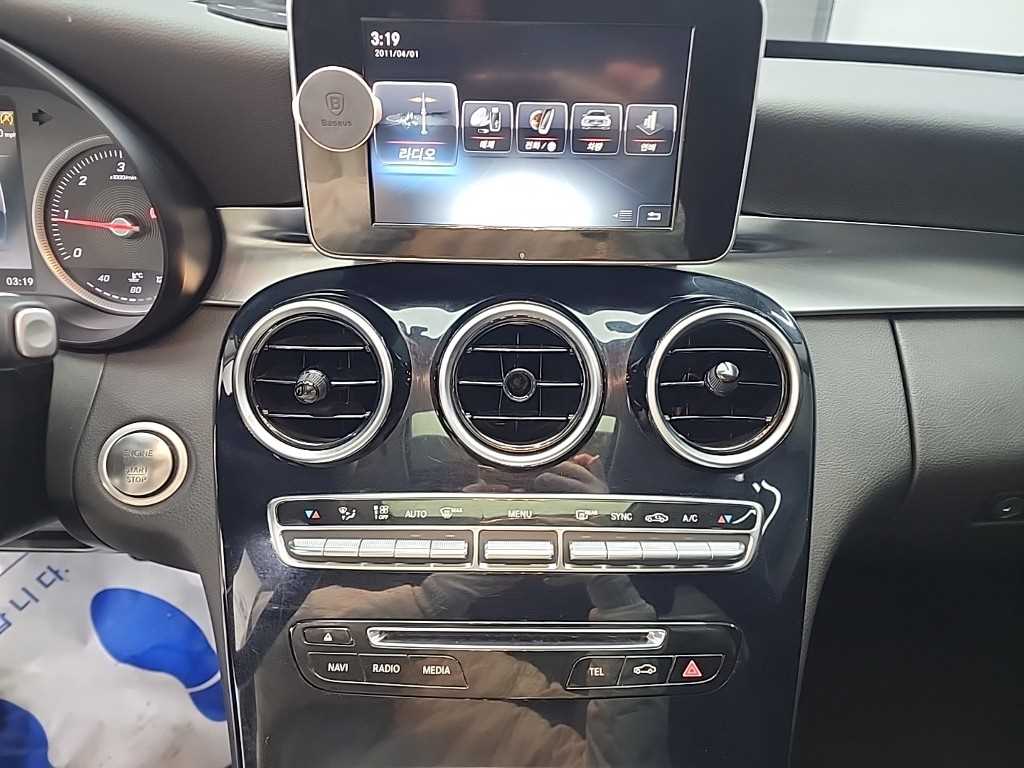 벤츠 C클래스(4세대) C200 d - 이미지 15