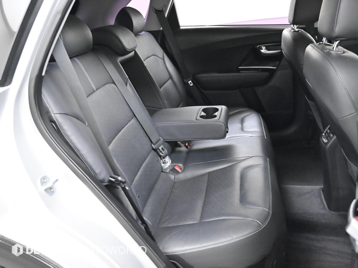 기아 니로 1.6 하이브리드 노블레스 - 이미지 17