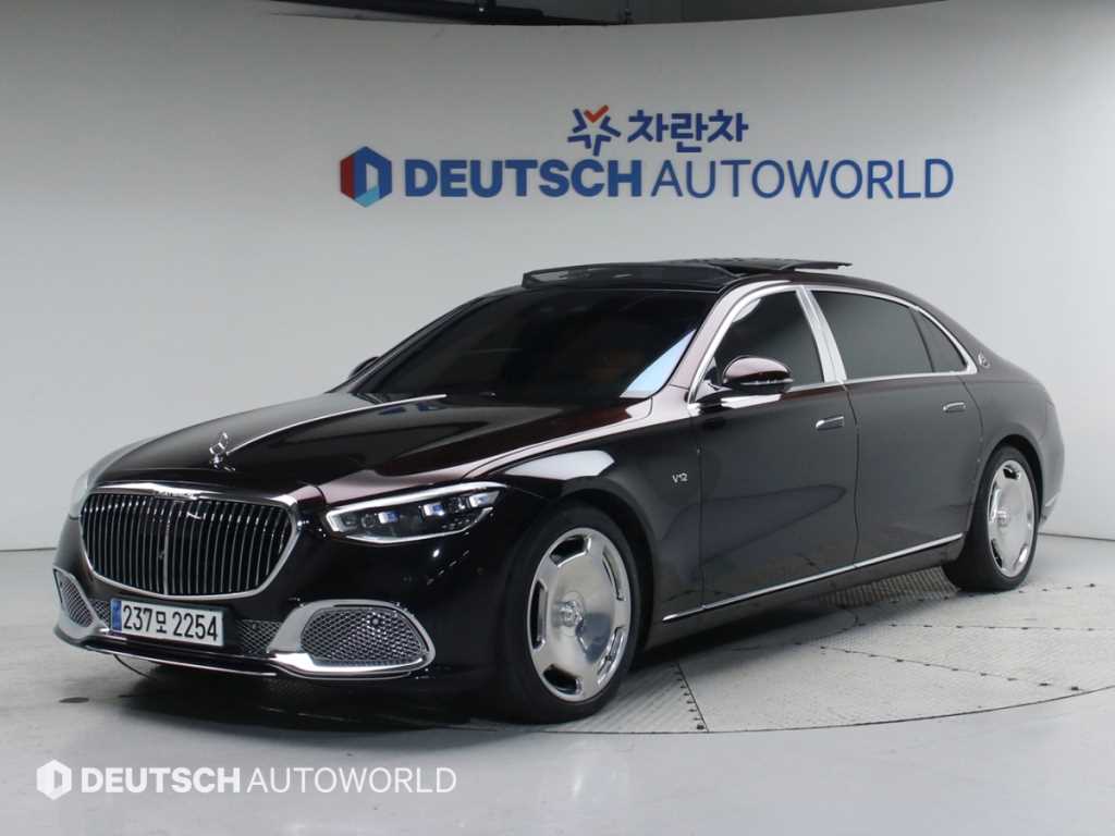 벤츠 S클래스(7세대) 마이바흐 S580 4매틱 - 이미지 3