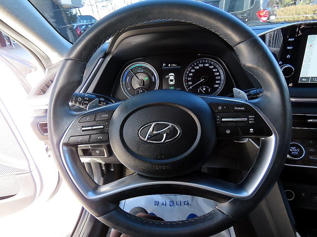 현대 쏘나타(DN8) 하이브리드 2.0 HEV 프리미엄 플러스 - 이미지 3