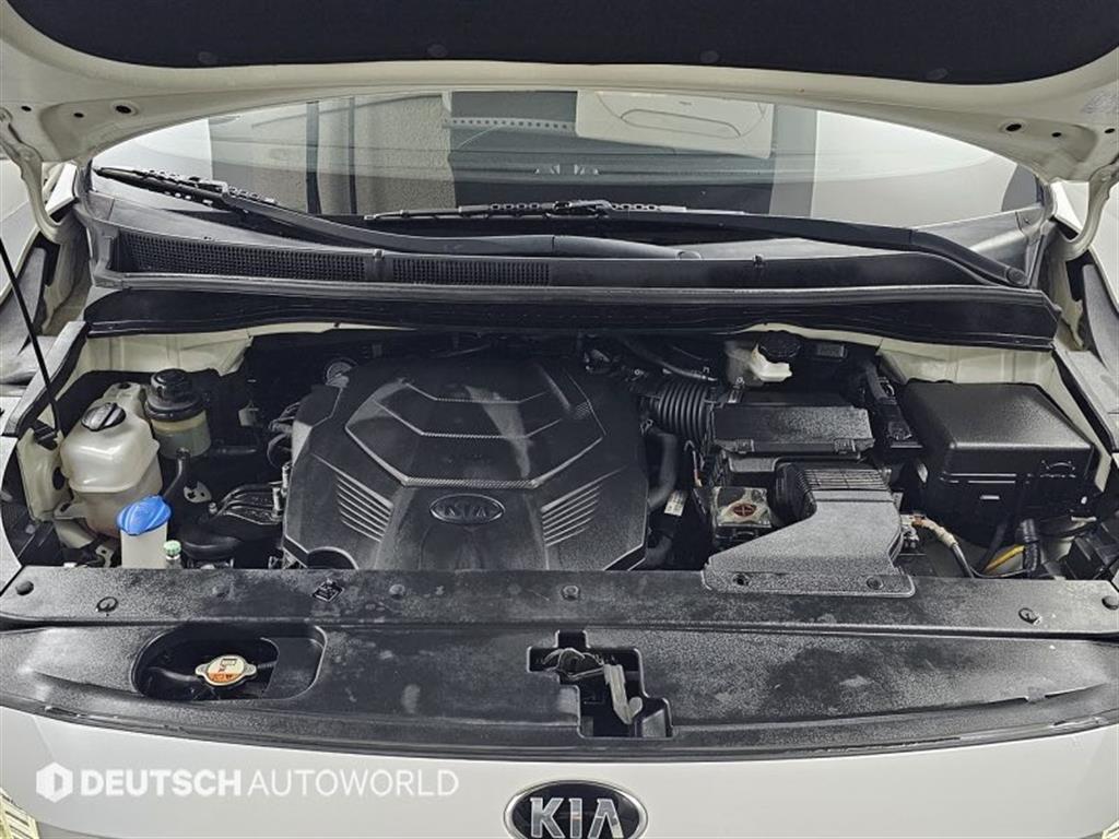 기아 더 뉴카니발 하이리무진 7인승 가솔린 프레지던트 - 이미지 2