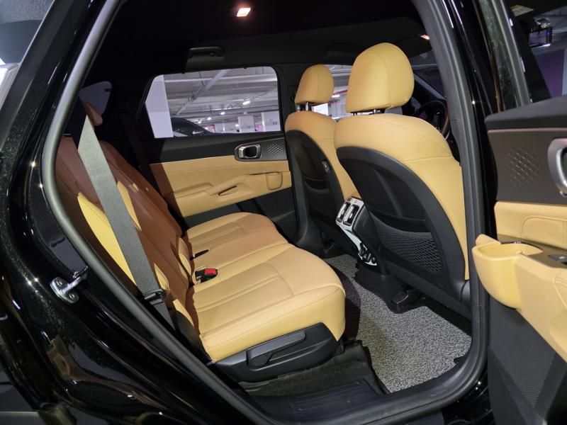 기아 신형쏘렌토(MQ4) 2.2 디젤 2WD 노블레스 - 이미지 15