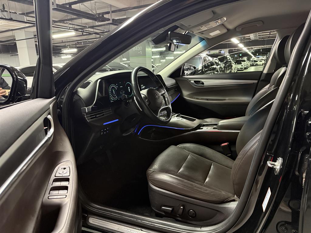 현대 더 뉴그랜저IG 하이브리드 2.4 HEV 프리미엄 초이스 - 이미지 2