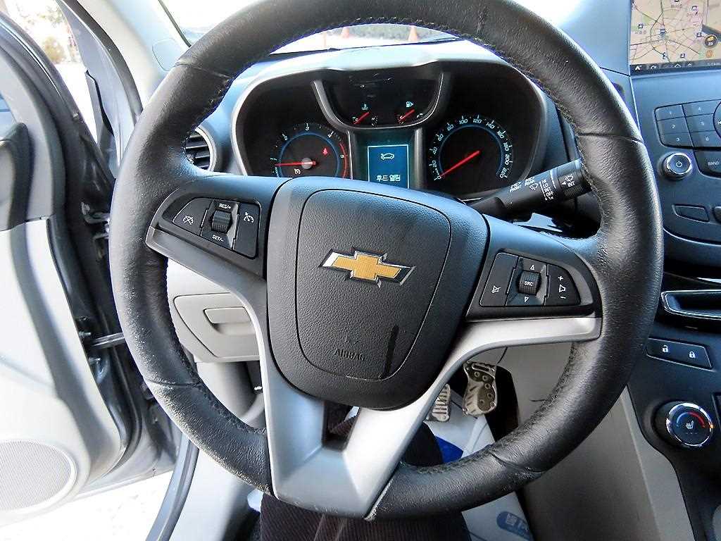 쉐보레 (대우) 올란도 2.0 디젤 플래티넘 패키지 - 이미지 9