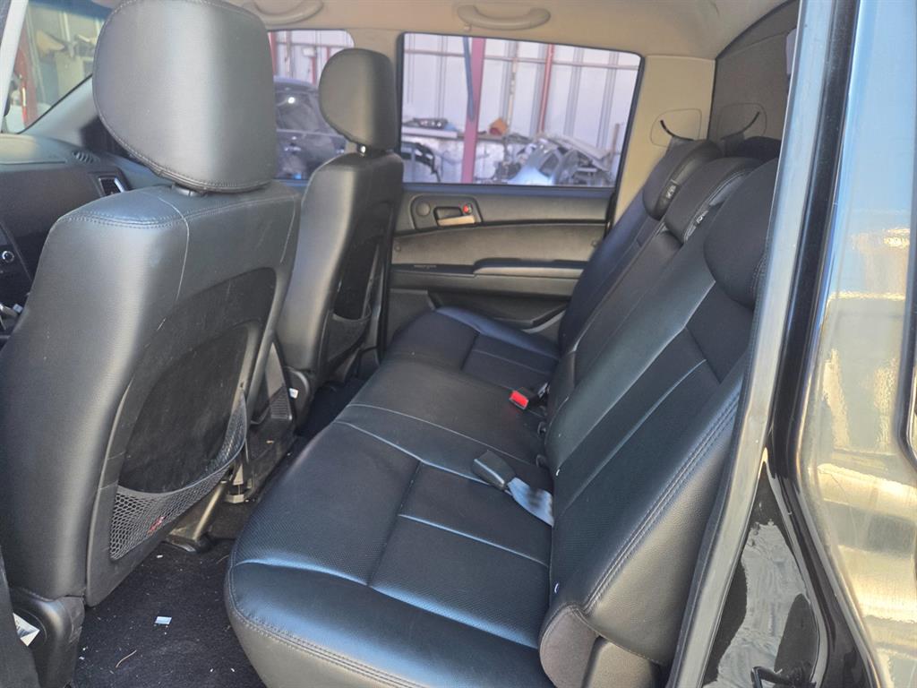 KG모빌리티(쌍용) 코란도 스포츠 CX7 4WD 익스트림 - 이미지 3