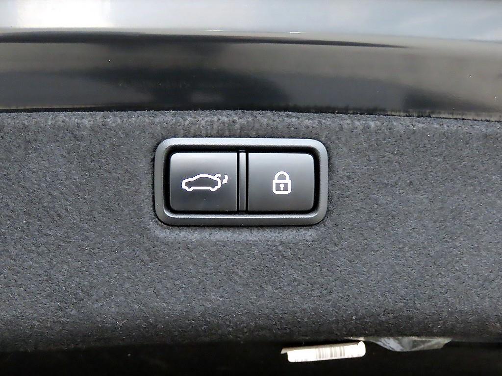 제네시스 G80 3.3 GDi AWD 프리미엄 럭셔리 - 이미지 18