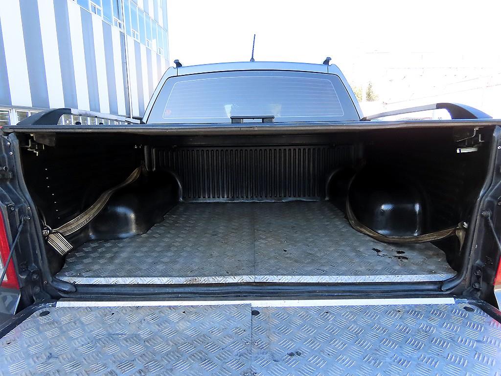 KG모빌리티(쌍용) 코란도 스포츠 CX7 4WD 어드벤처 에디션 - 이미지 3