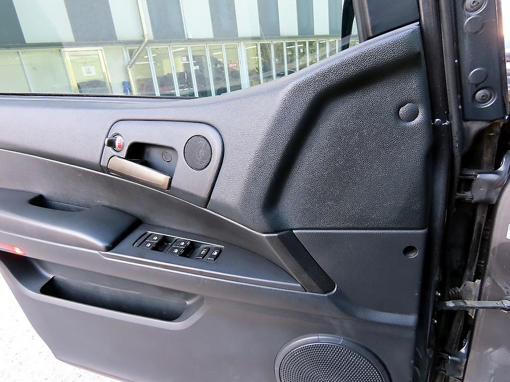 KG모빌리티(쌍용) 코란도 스포츠 CX7 4WD 어드벤처 에디션 - 이미지 14