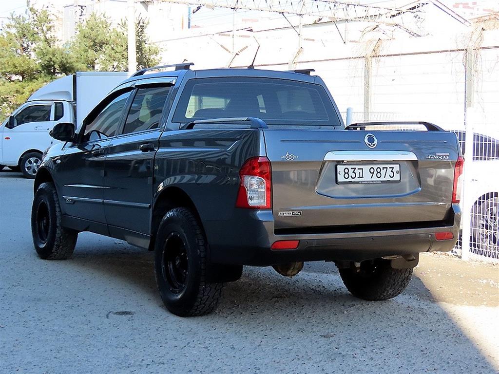 KG모빌리티(쌍용) 코란도 스포츠 CX7 4WD 어드벤처 에디션 - 이미지 17