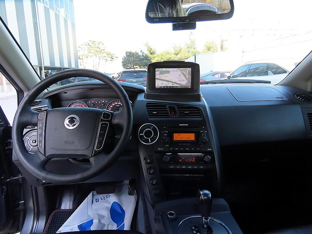 KG모빌리티(쌍용) 코란도 스포츠 CX7 4WD 어드벤처 에디션 - 이미지 8