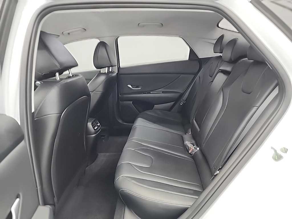 현대 아반떼(CN7) 1.6 가솔린 인스퍼레이션 - 이미지 7