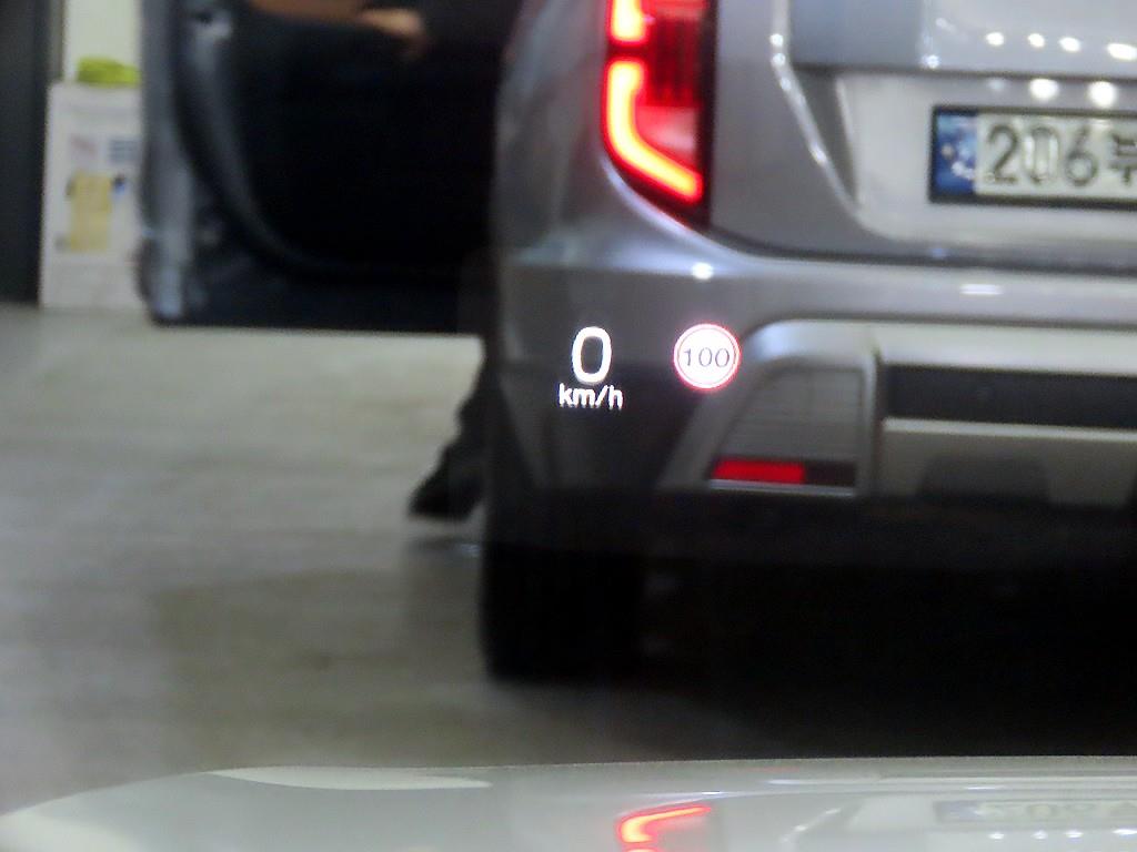 볼보 V90 크로스컨트리 2.0 T5 AWD 프로 - 이미지 7