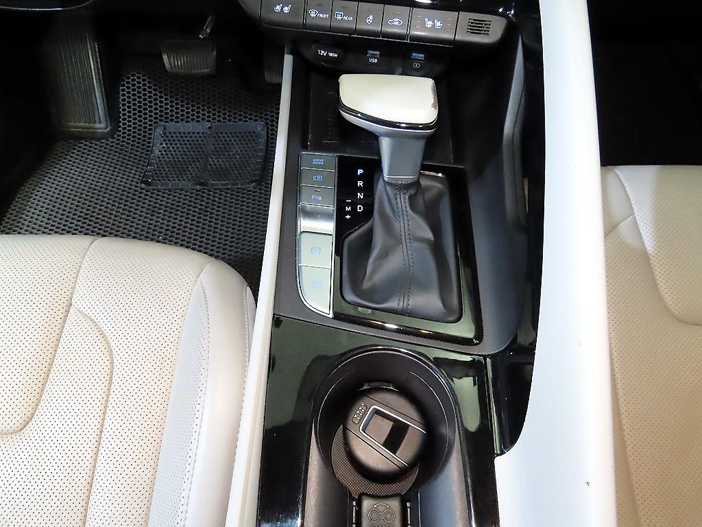 현대 아반떼(CN7) 1.6 가솔린 인스퍼레이션 - 이미지 14