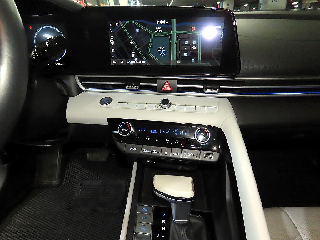 현대 아반떼(CN7) 1.6 가솔린 인스퍼레이션 - 이미지 6