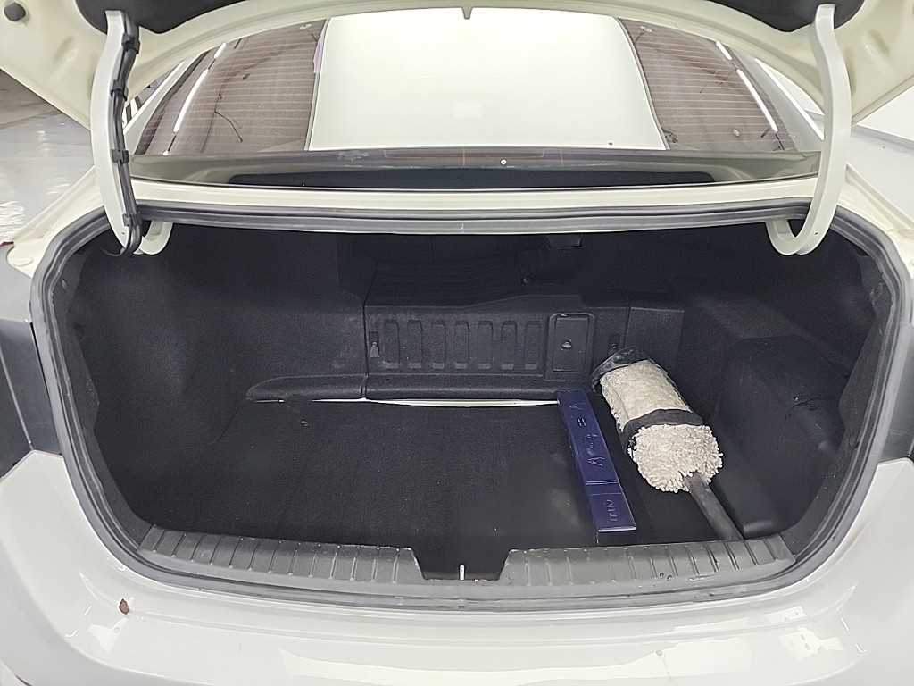 기아 K5 하이브리드 럭셔리 - 이미지 5