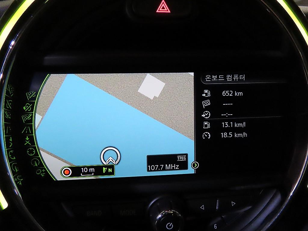 미니 쿠퍼(3세대) 5도어 1.5 D 하이 - 이미지 11