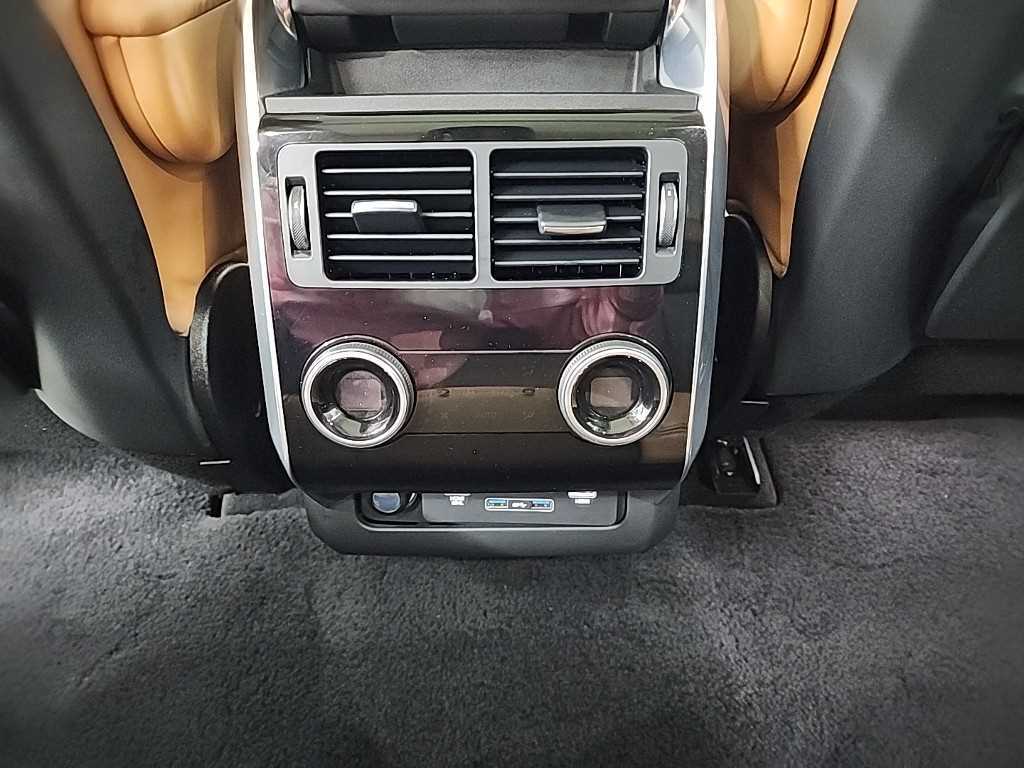 랜드로버 레인지로버 스포츠(2세대) 3.0 SDV6 AB 다이나믹 - 이미지 3