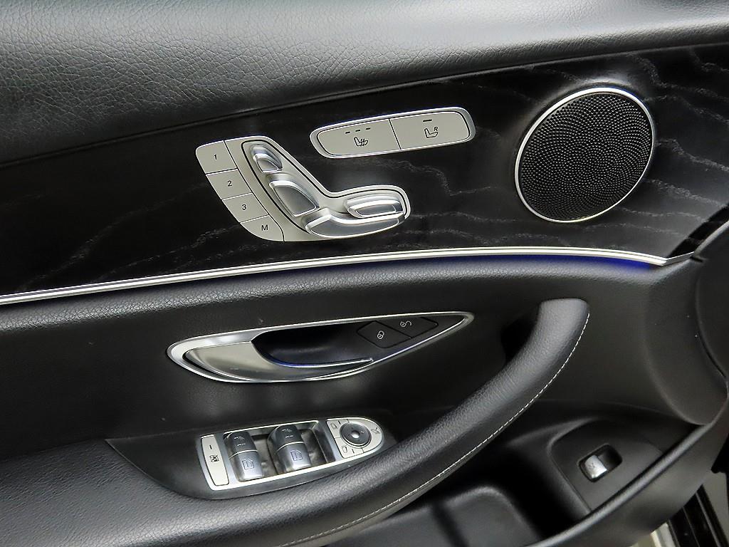 벤츠 E클래스(5세대) E220d 아방가르드 - 이미지 13