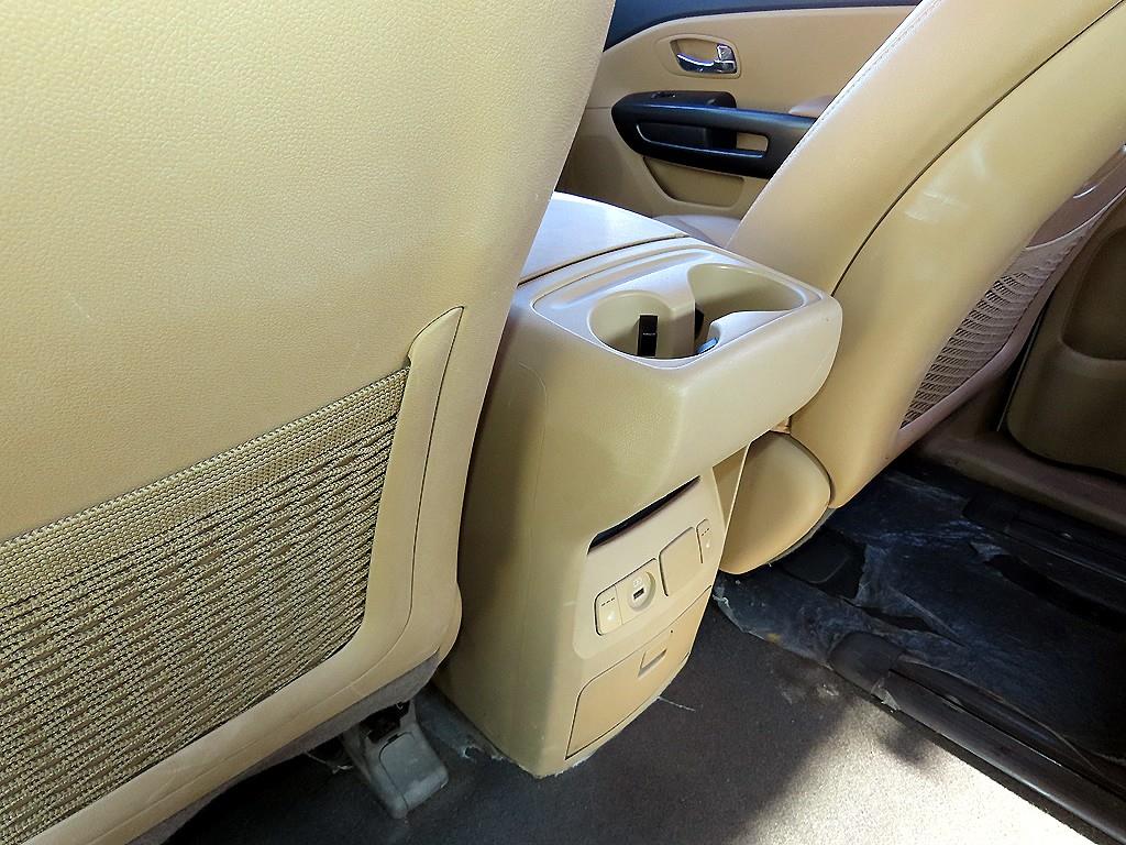 기아 더 뉴카니발 9인승 디젤 럭셔리 - 이미지 10