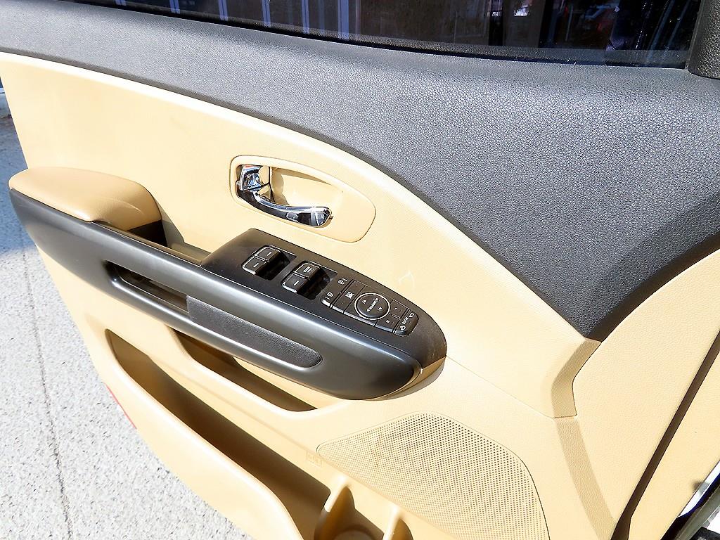 기아 더 뉴카니발 9인승 디젤 럭셔리 - 이미지 7