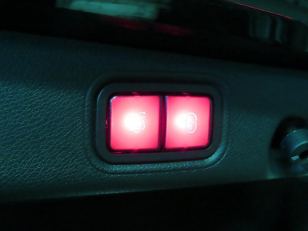 벤츠 E클래스(5세대) E250 아방가르드 - 이미지 7