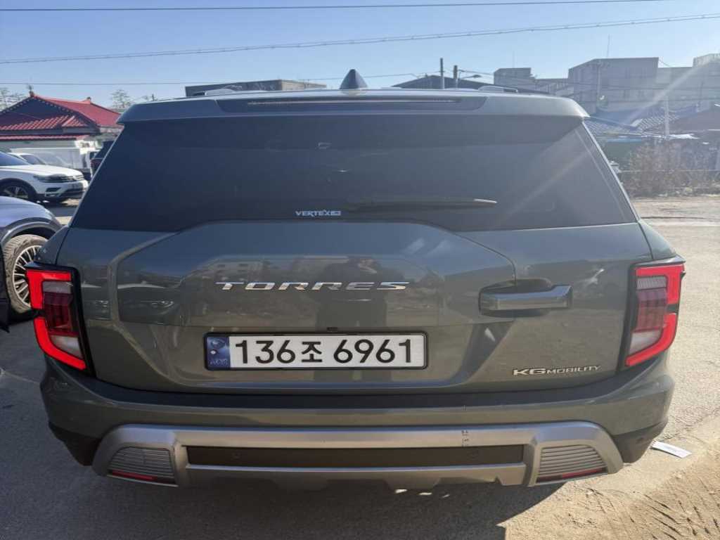 KG모빌리티(쌍용) 토레스 1.5 GDI-T 4WD T7 - 이미지 4