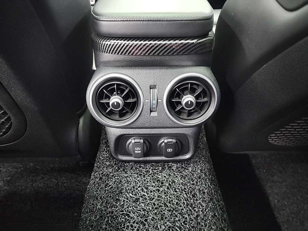 기아 스팅어 2.0 터보 플래티넘 - 이미지 5