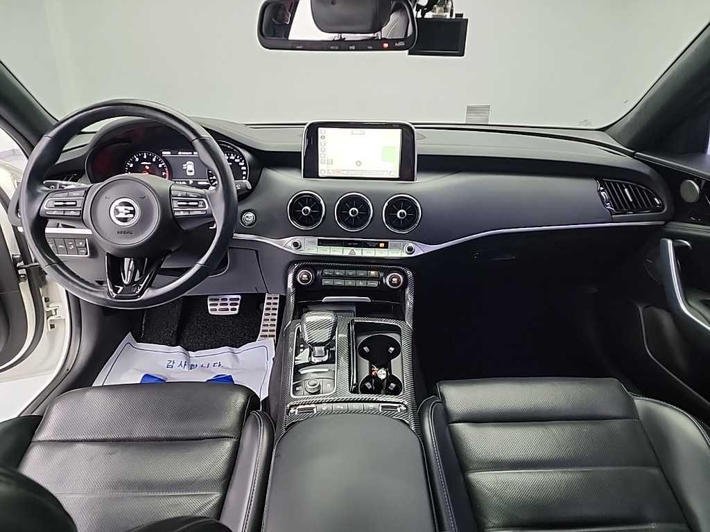 기아 스팅어 2.0 터보 플래티넘 - 이미지 8