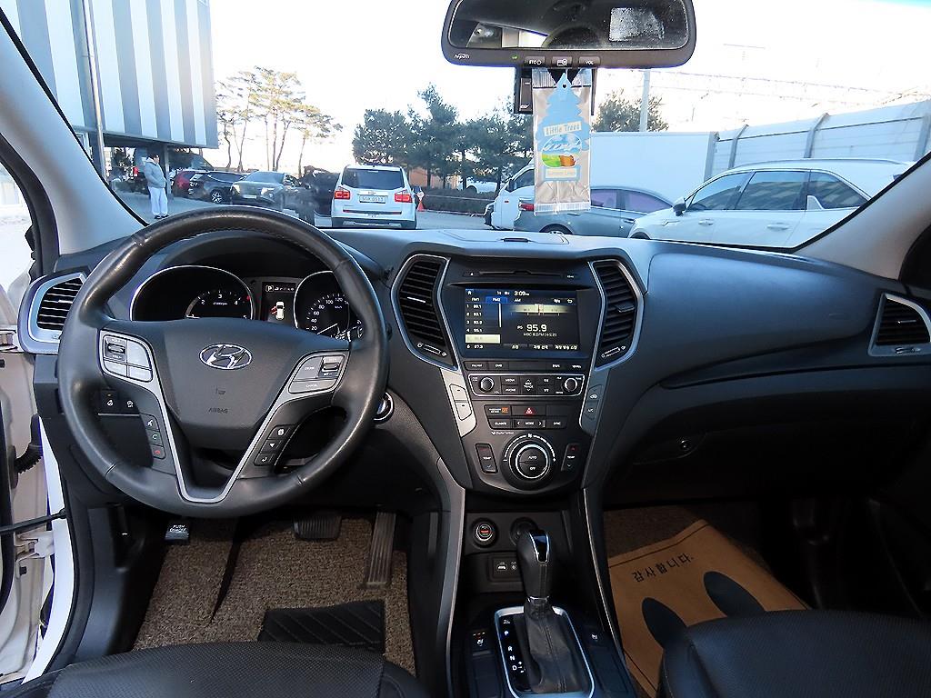 현대 싼타페 더 프라임 디젤 R2.0 2WD 익스클루시브 - 이미지 16