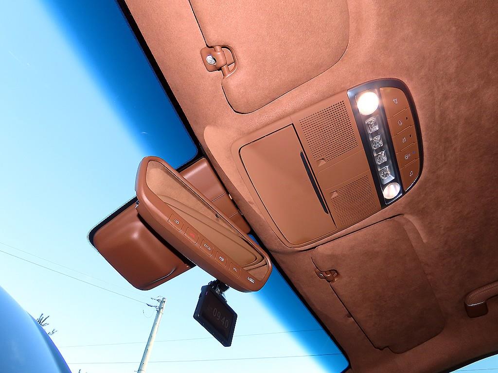 제네시스 G90 5.0 AWD 리무진 - 이미지 14