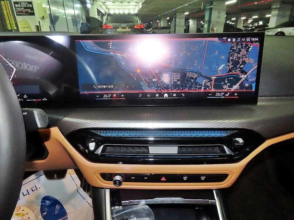 BMW 3시리즈(7세대) 320i M 스포츠팩 - 이미지 10