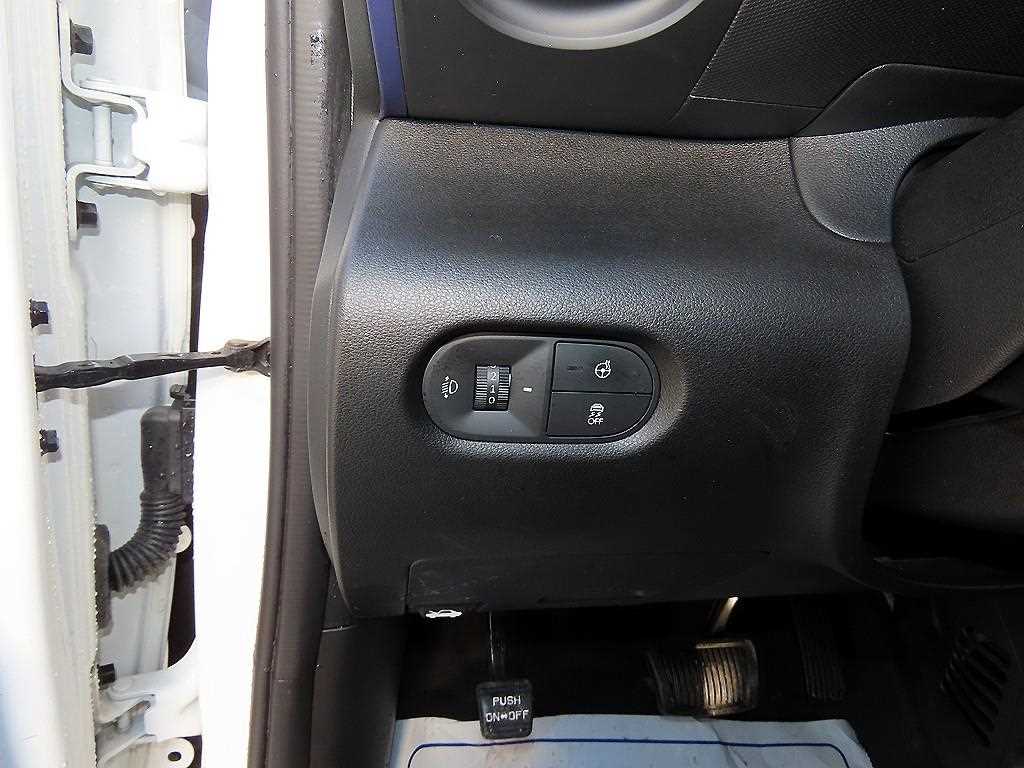 현대 캐스퍼 가솔린 1.0 디 에센셜 - 이미지 15